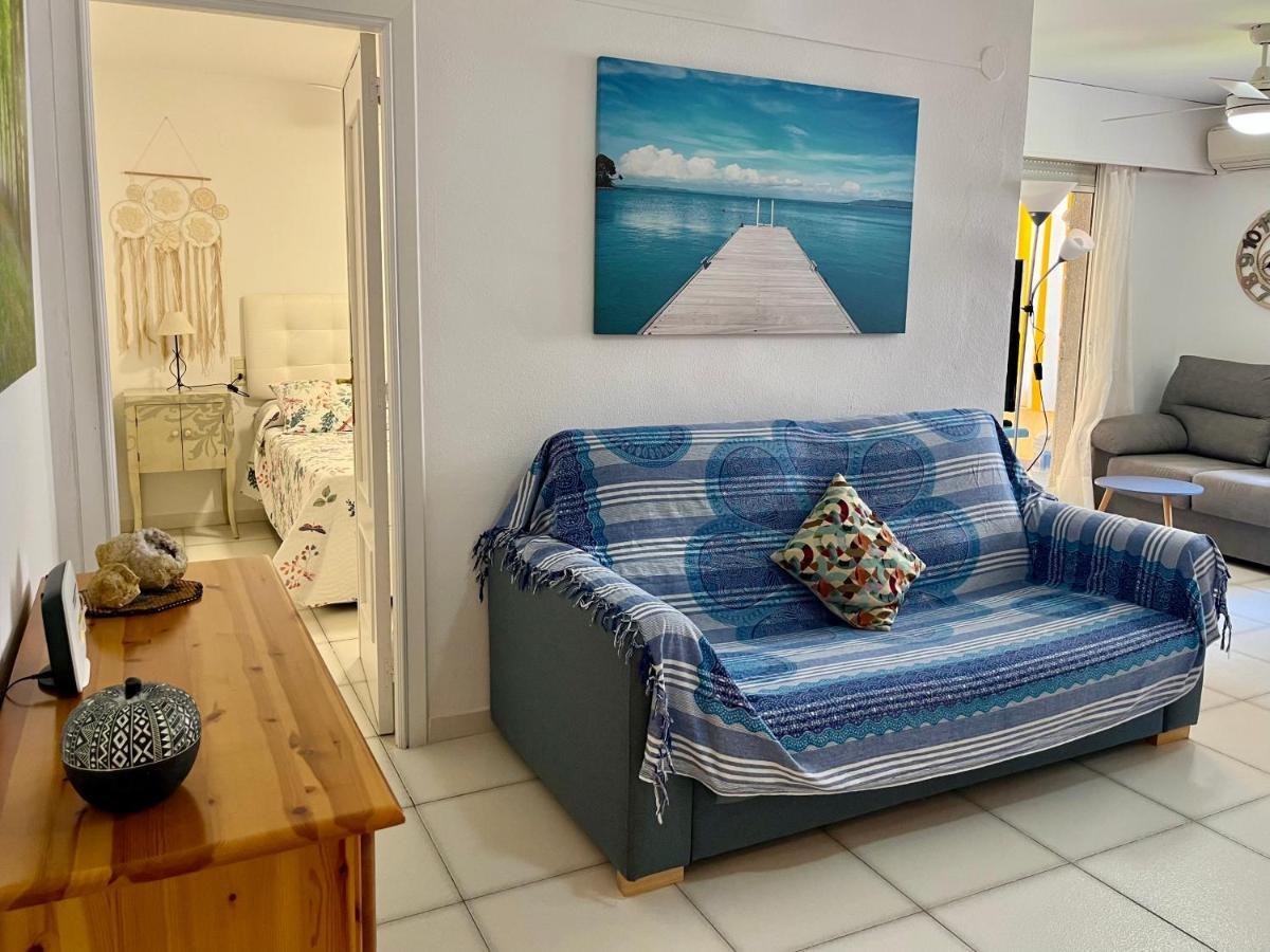 Apartment On The Beach With Parking And Pool Calp Exterior foto
